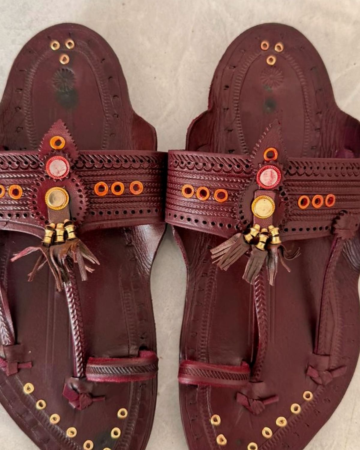 Deccan, closer view of the straps and tassels