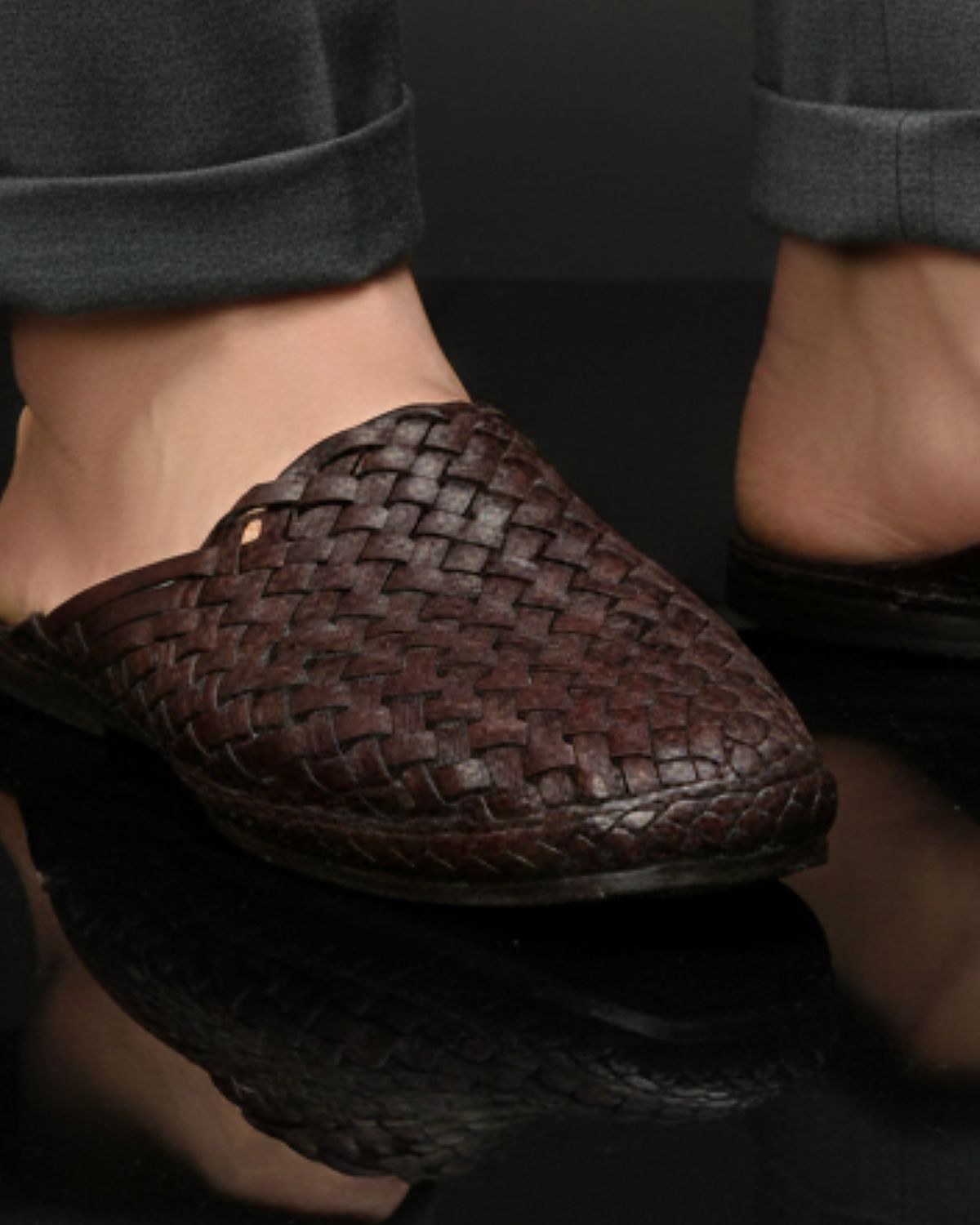 Detail of the Half Chatai Bantu weave on foot